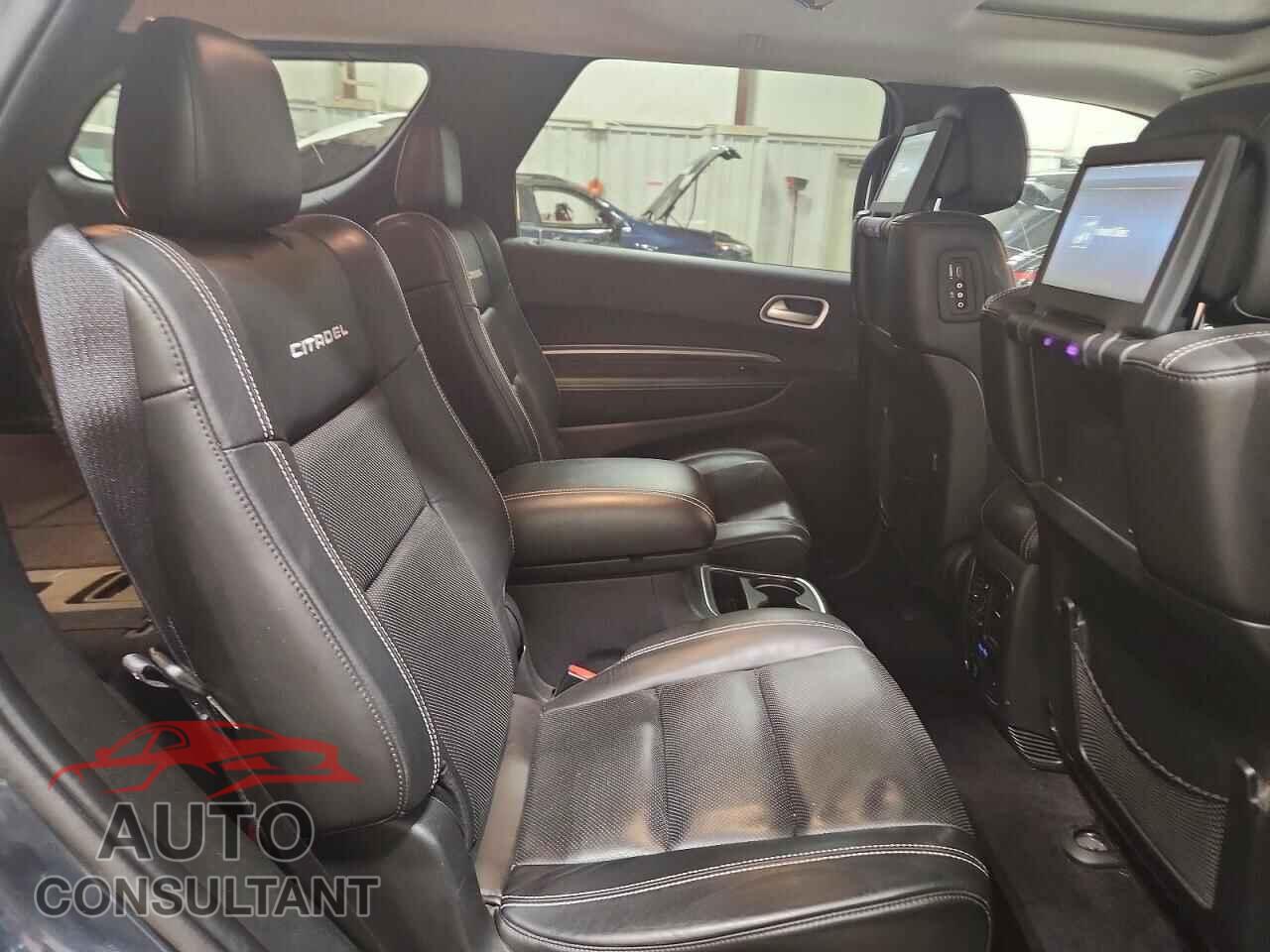 DODGE DURANGO 2018 - 1C4SDJET9JC101494