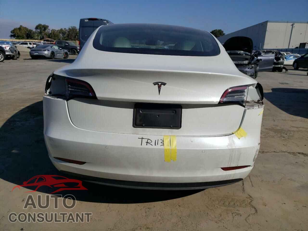 TESLA MODEL 3 2022 - 5YJ3E1EA1NF121697