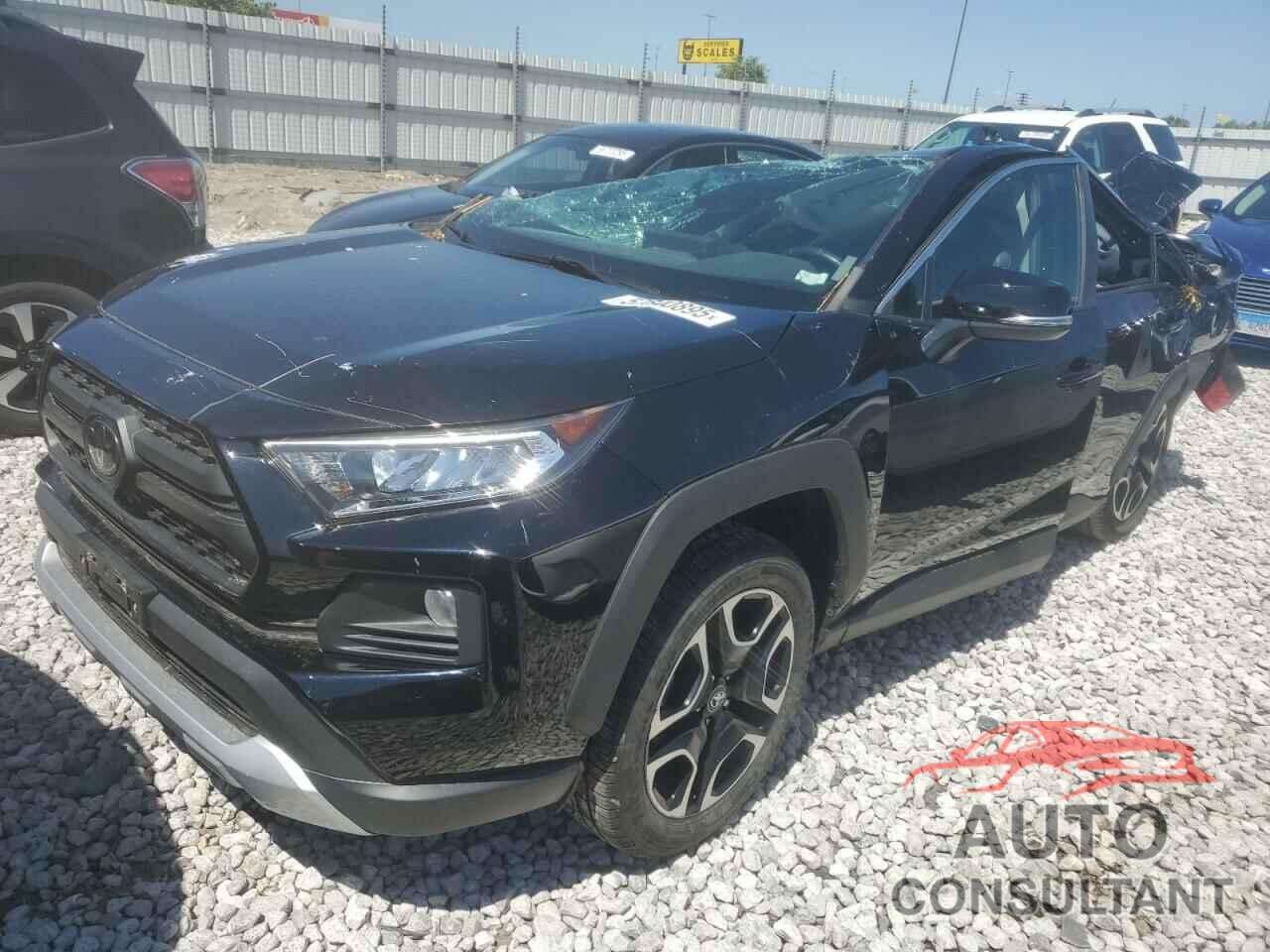 TOYOTA RAV4 2021 - 2T3J1RFV8MW154059
