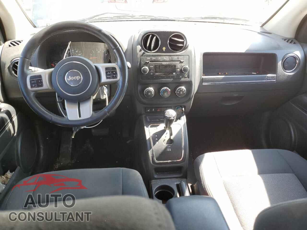 JEEP COMPASS 2011 - 1J4NF1FB6BD255695