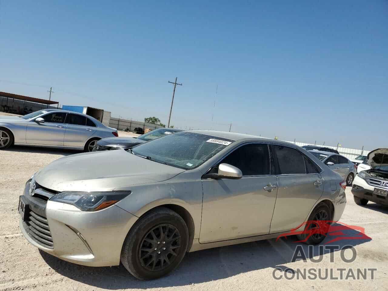 TOYOTA CAMRY 2016 - 4T4BF1FK3GR579821
