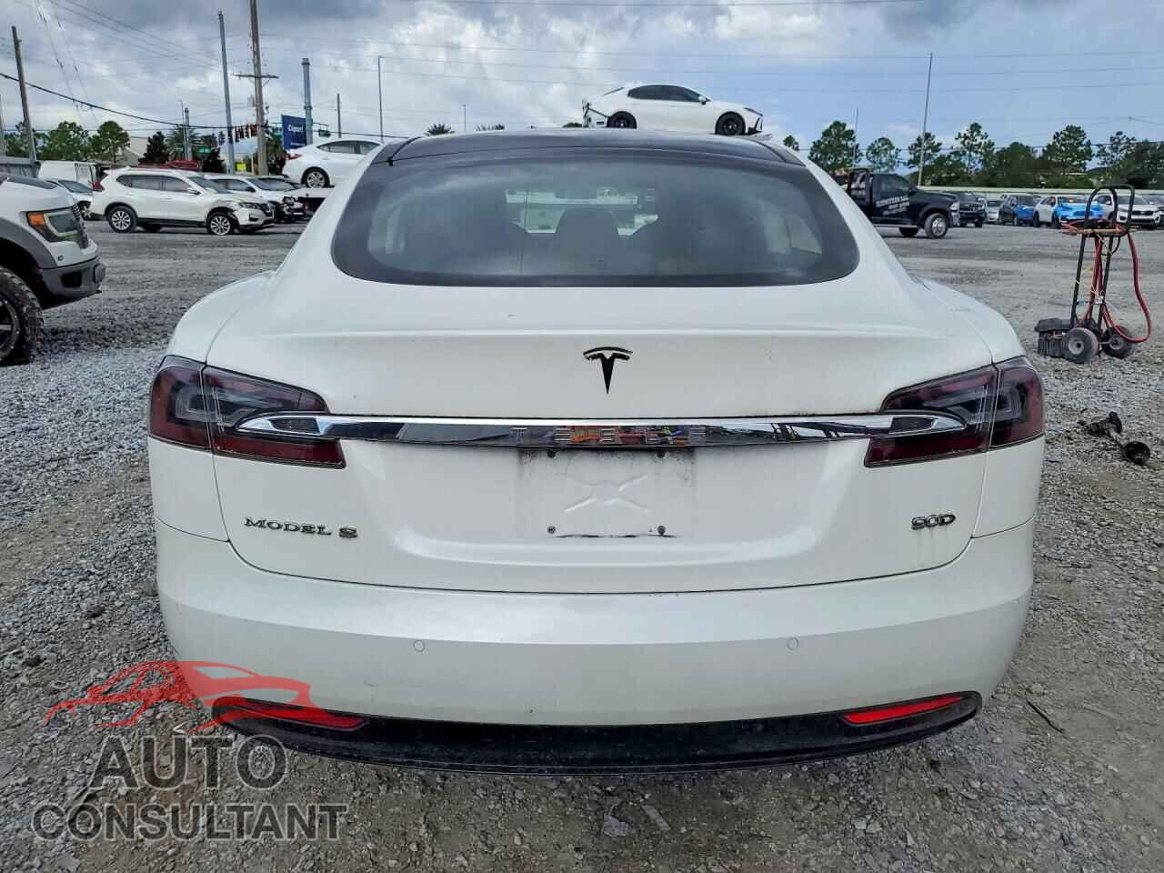 TESLA MODEL S 2017 - 5YJSA1E29HF184535