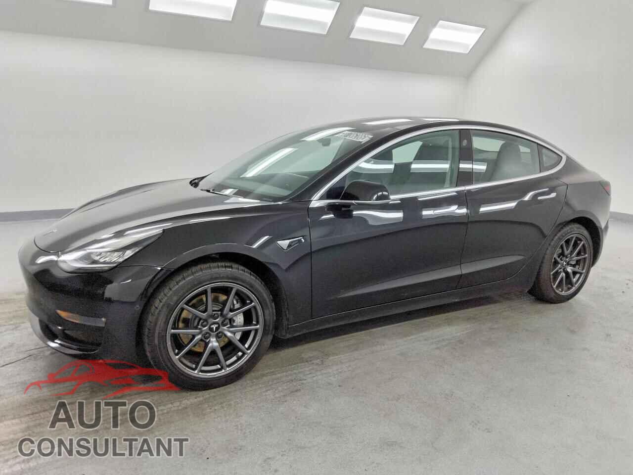 TESLA MODEL 3 2018 - 5YJ3E1EA8JF013863