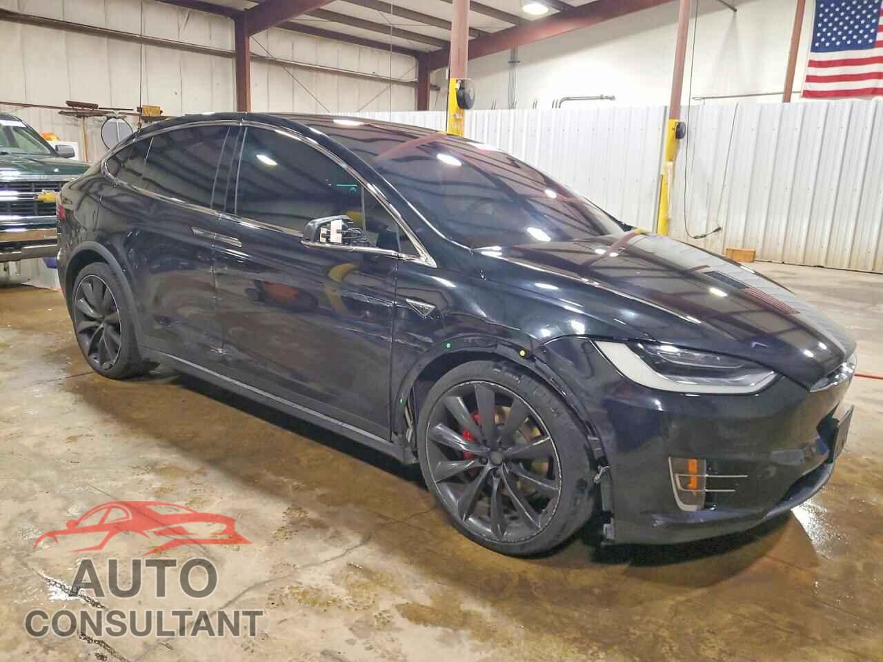 TESLA MODEL X 2016 - 5YJXCBE48GF003902