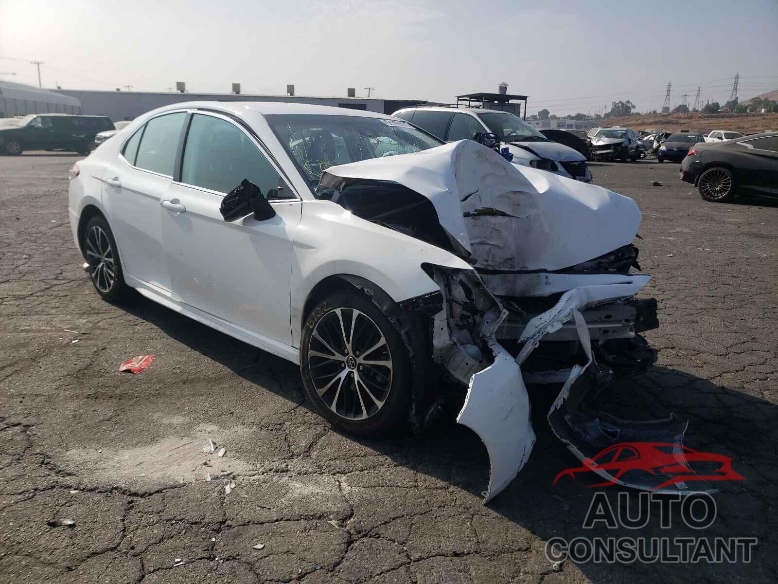 TOYOTA CAMRY 2019 - 4T1B11HK3KU211590