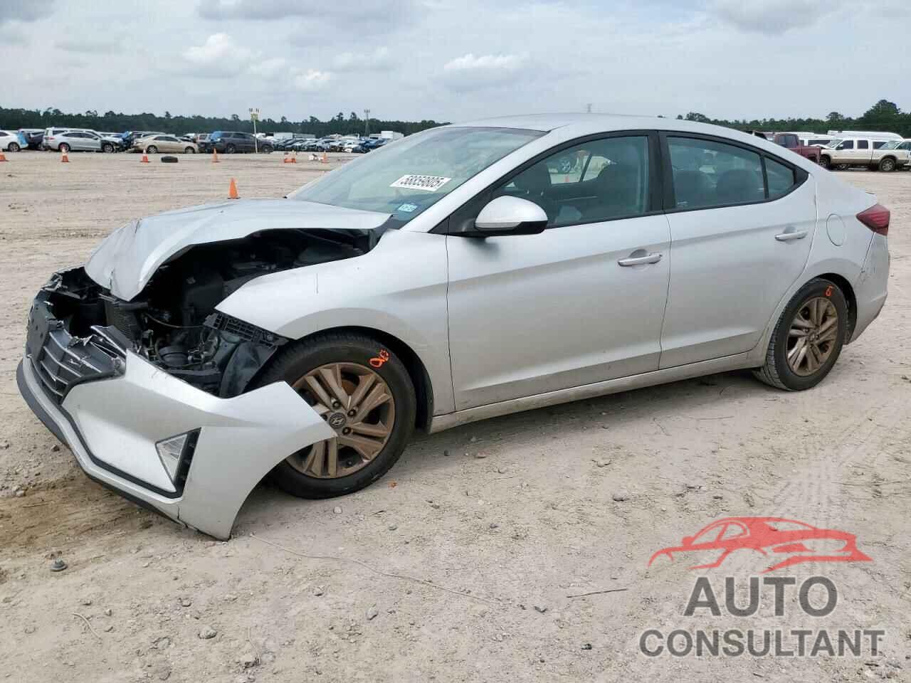 HYUNDAI ELANTRA 2019 - 5NPD84LF3KH470028