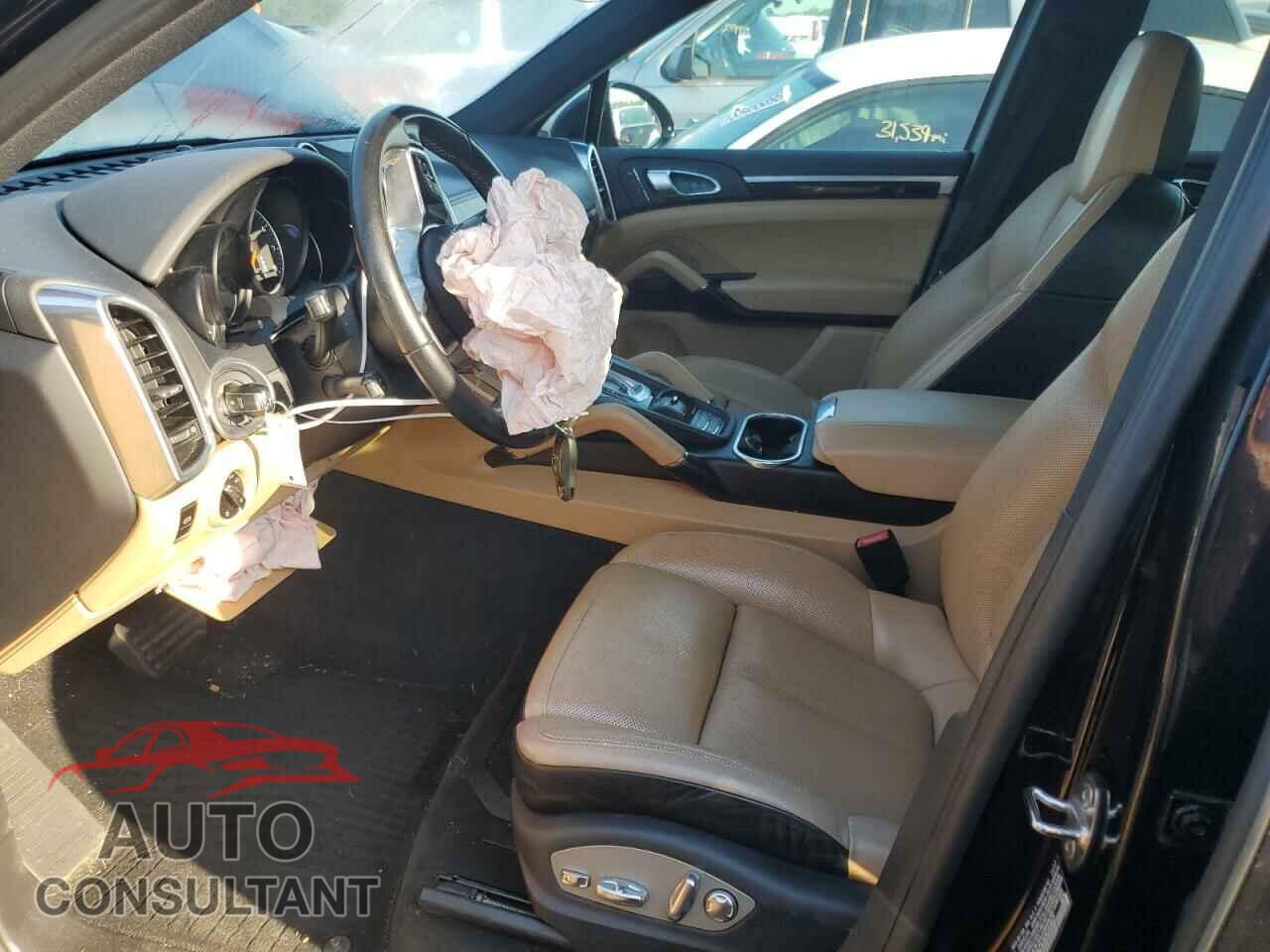 PORSCHE CAYENNE 2018 - WP1AA2A2XJKA05952