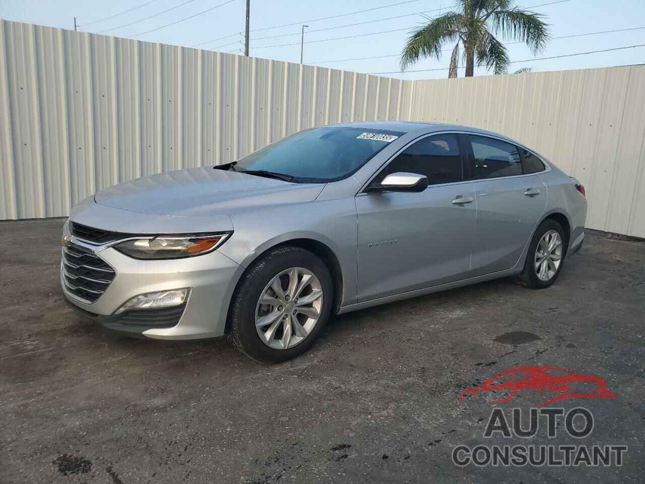 CHEVROLET MALIBU 2020 - 1G1ZD5STXLF090302