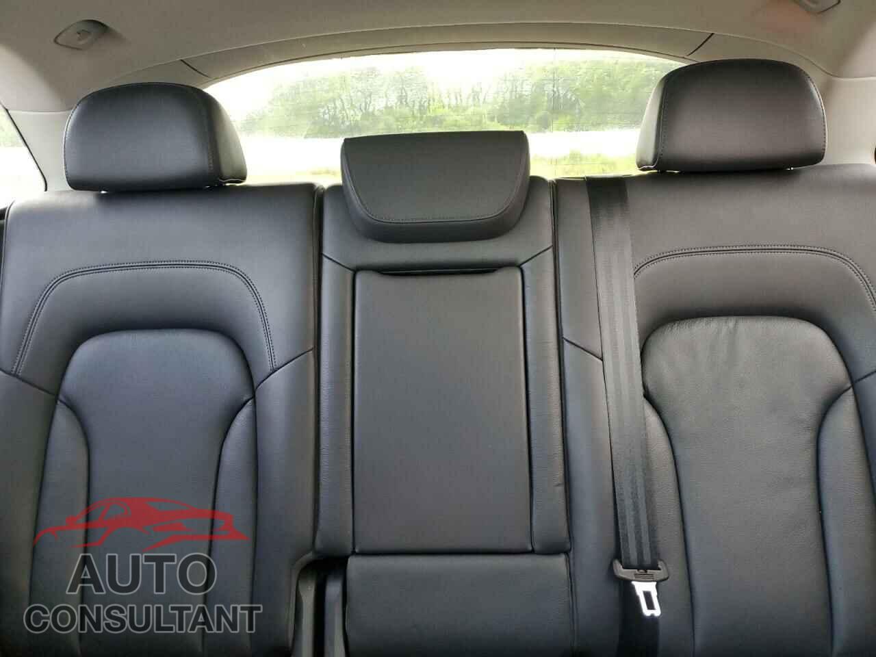 AUDI Q5 2017 - WA1C2AFP3HA070237
