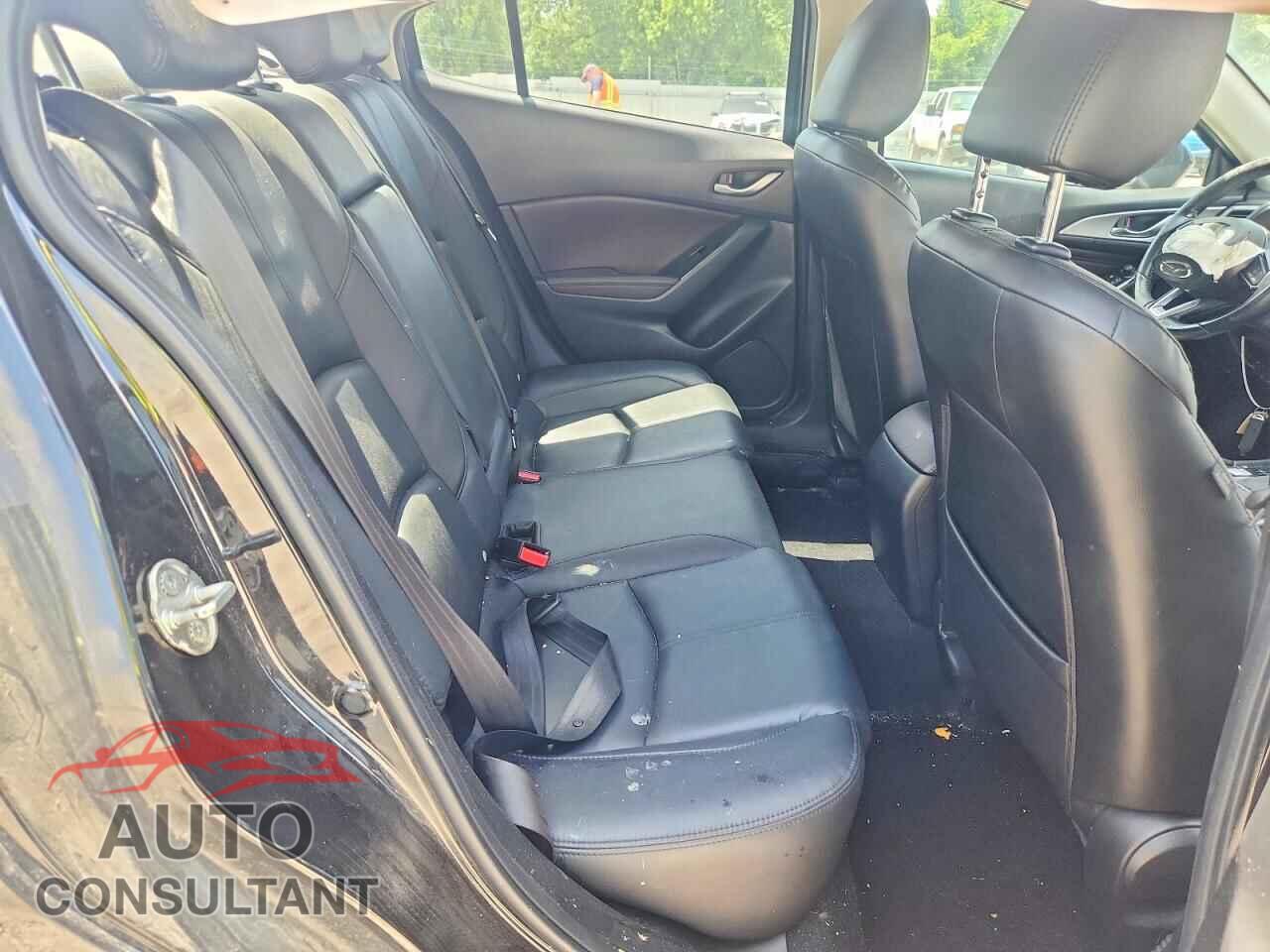 MAZDA 3 2017 - 3MZBN1V79HM104076