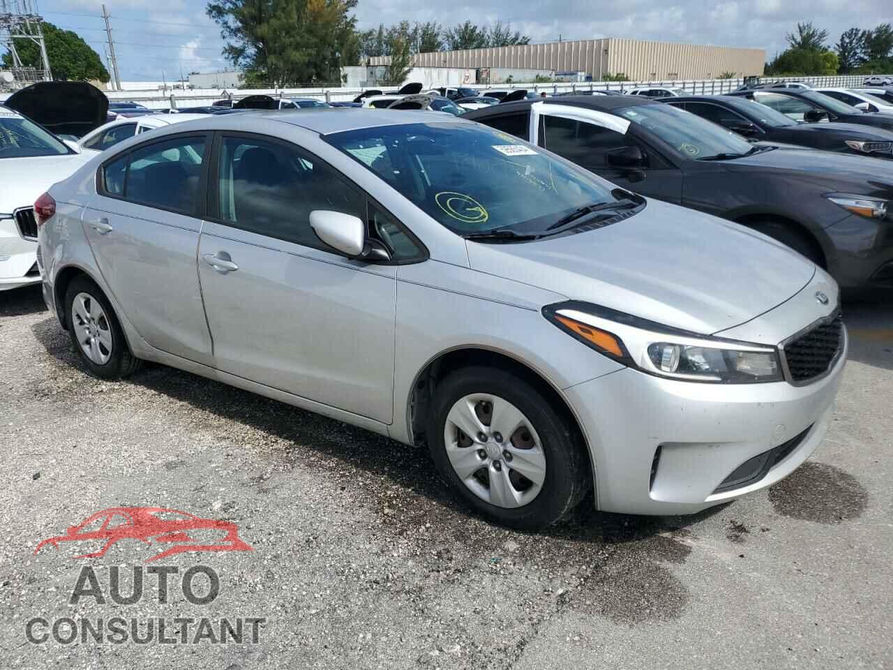 KIA FORTE 2017 - 3KPFK4A76HE123862