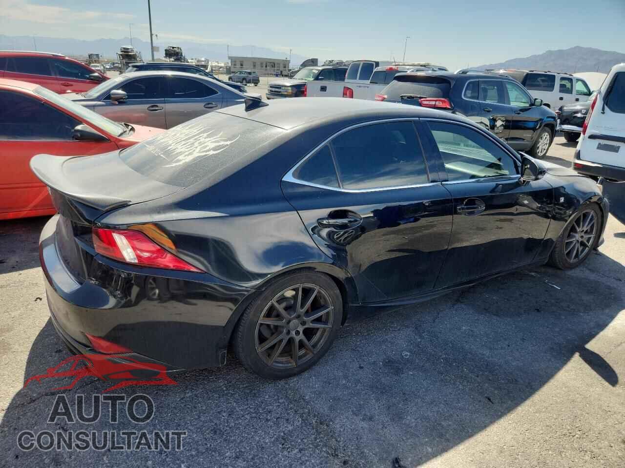 LEXUS IS 2014 - JTHBF1D20E5013879