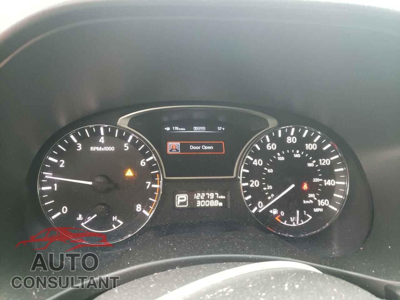 NISSAN PATHFINDER 2013 - 5N1AR2MM5DC605733