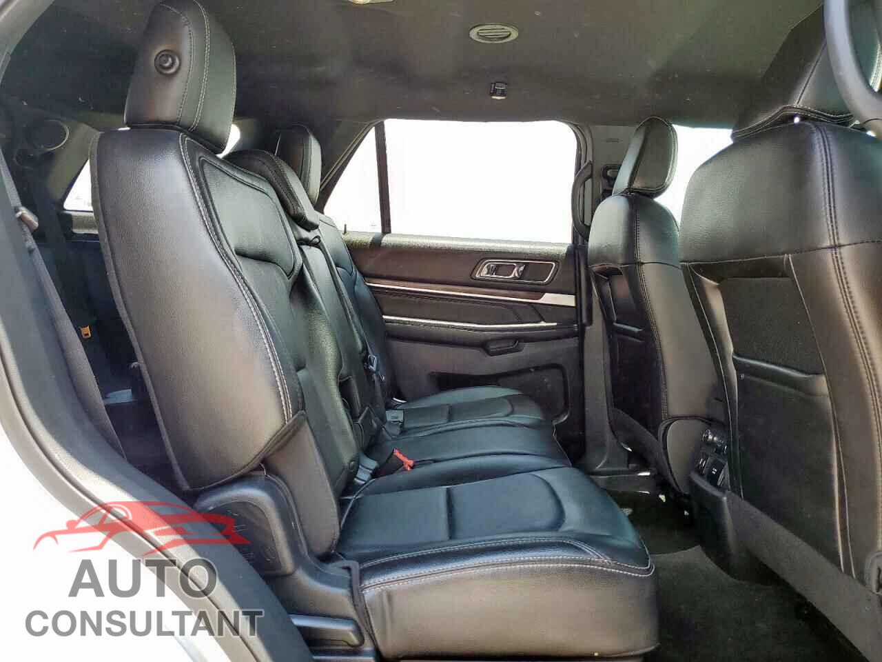 FORD EXPLORER 2018 - 1FM5K7F80JGA27578