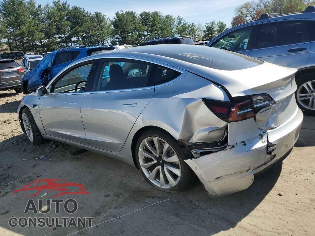 TESLA MODEL 3 2018 - 5YJ3E1EA8JF060889