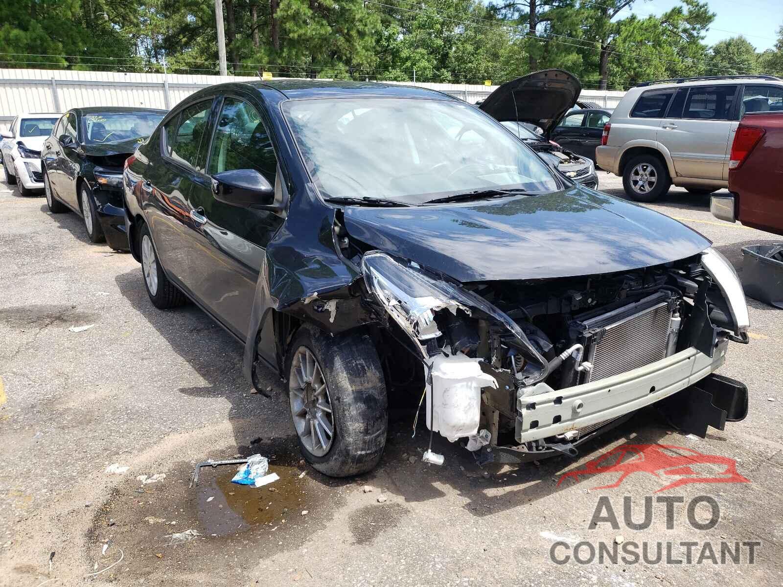 NISSAN VERSA 2019 - 3N1CN7APXKL835809