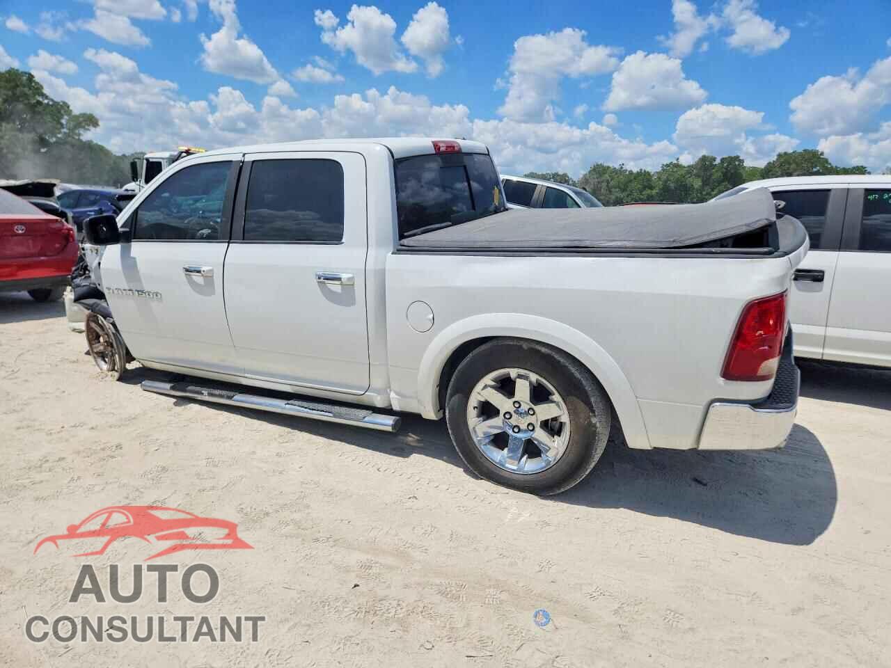 DODGE RAM 1500 2011 - 1D7RB1CT8BS601540