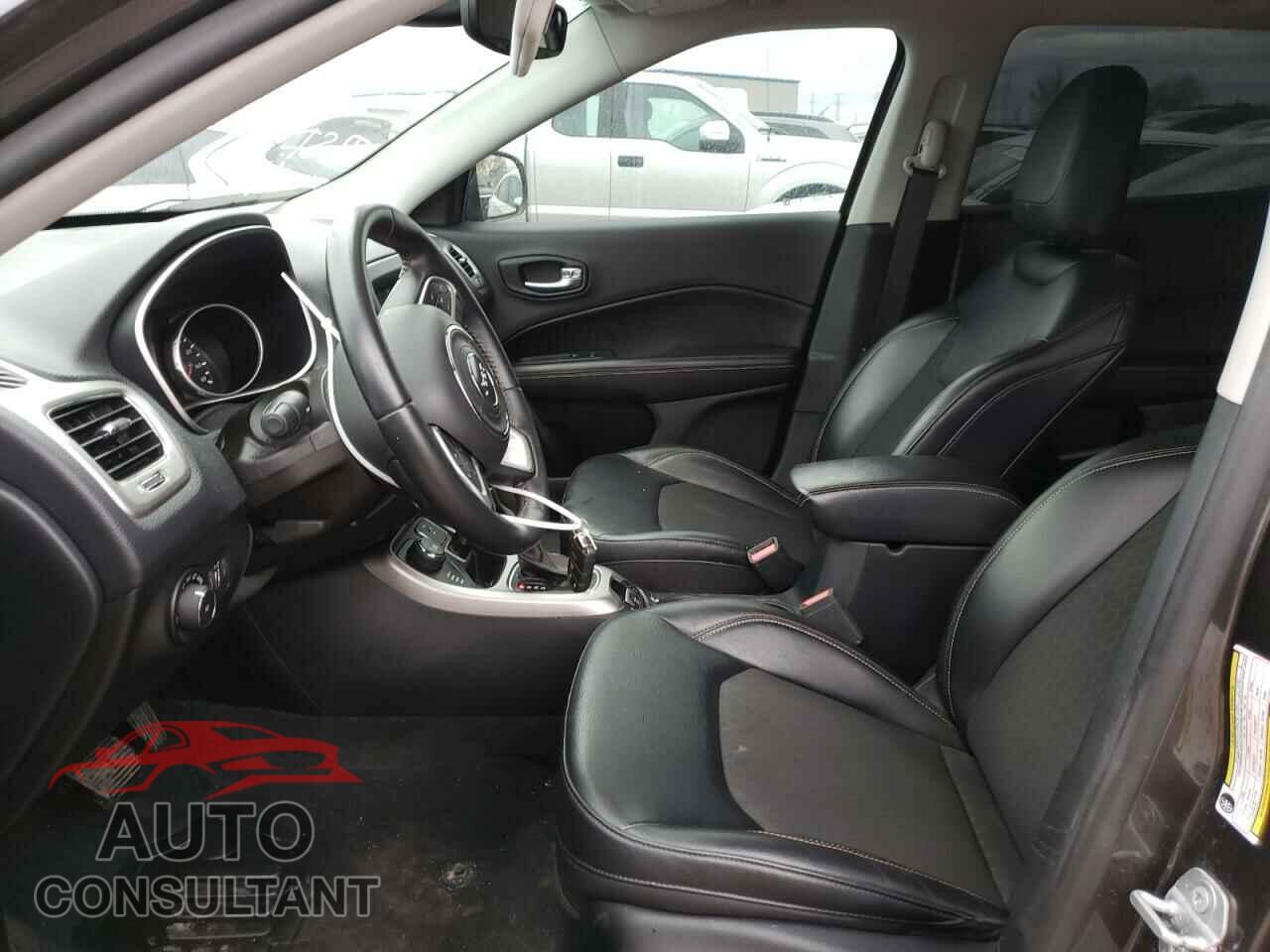 JEEP COMPASS 2017 - 3C4NJDBB9HT611183