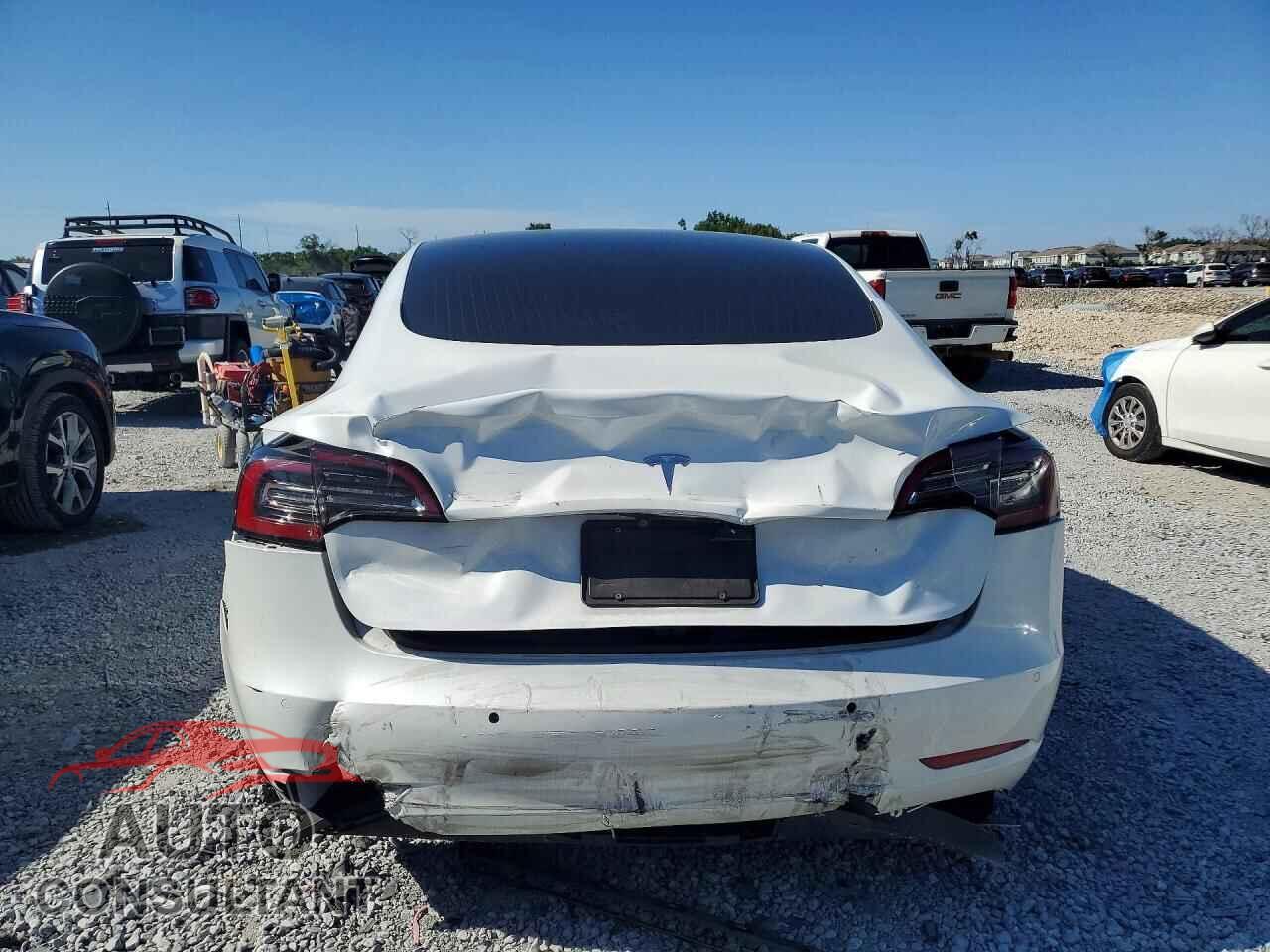 TESLA MODEL 3 2020 - 5YJ3E1EA7LF660371