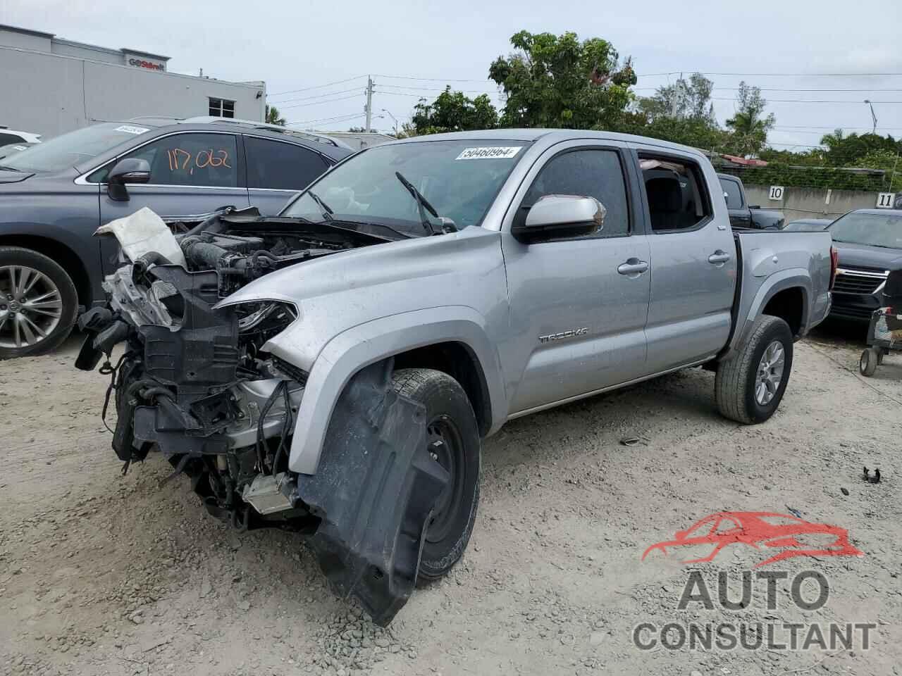 TOYOTA TACOMA 2018 - 5TFAZ5CN8JX063791