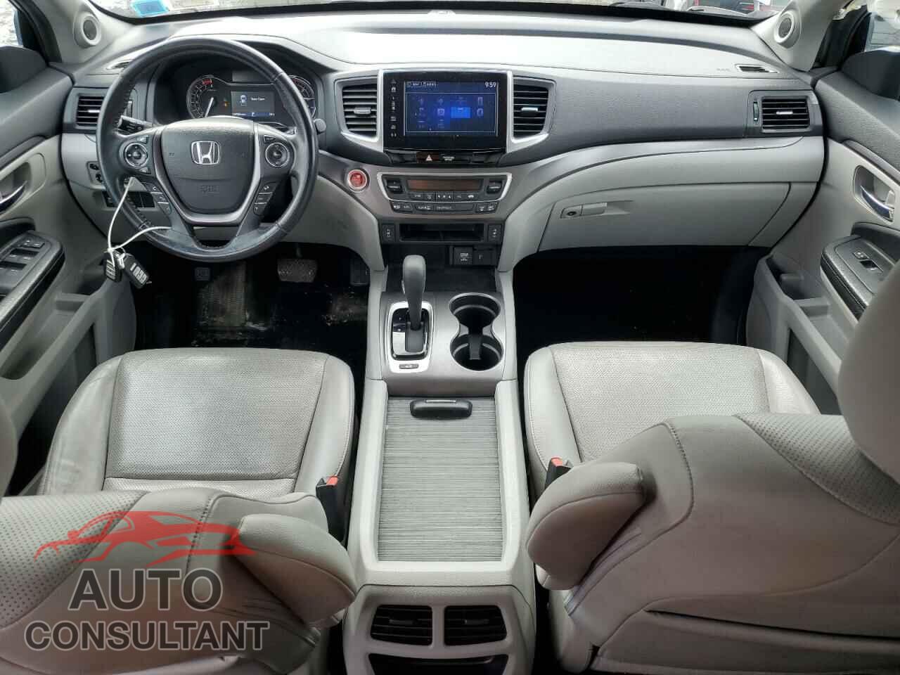 HONDA RIDGELINE 2017 - 5FPYK3F63HB027191