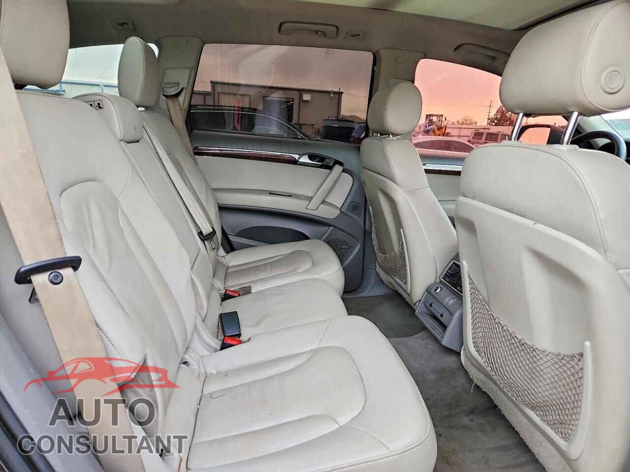 AUDI Q7 2012 - WA1LGAFE6CD010220
