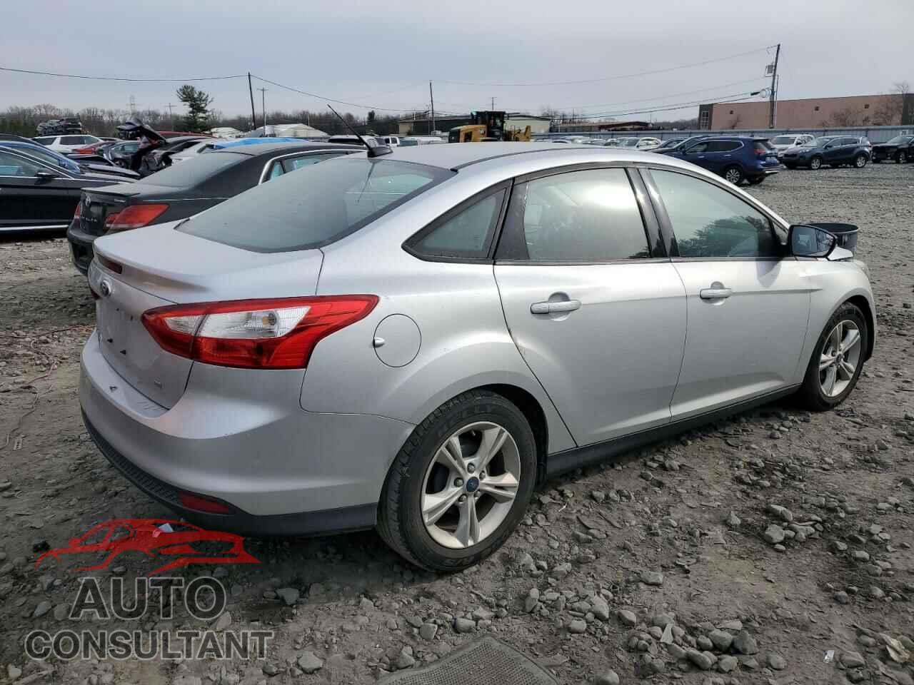 FORD FOCUS 2014 - 1FADP3F2XEL424594