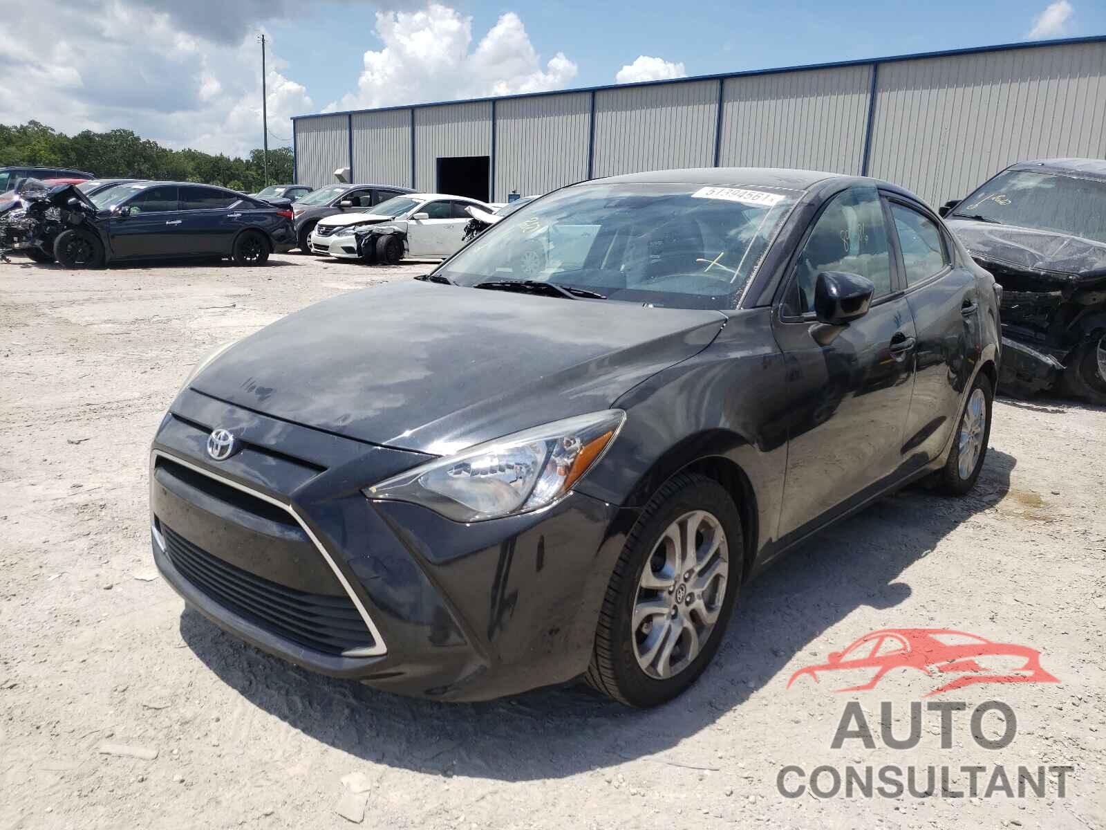 TOYOTA YARIS 2017 - 3MYDLBYV7HY184280