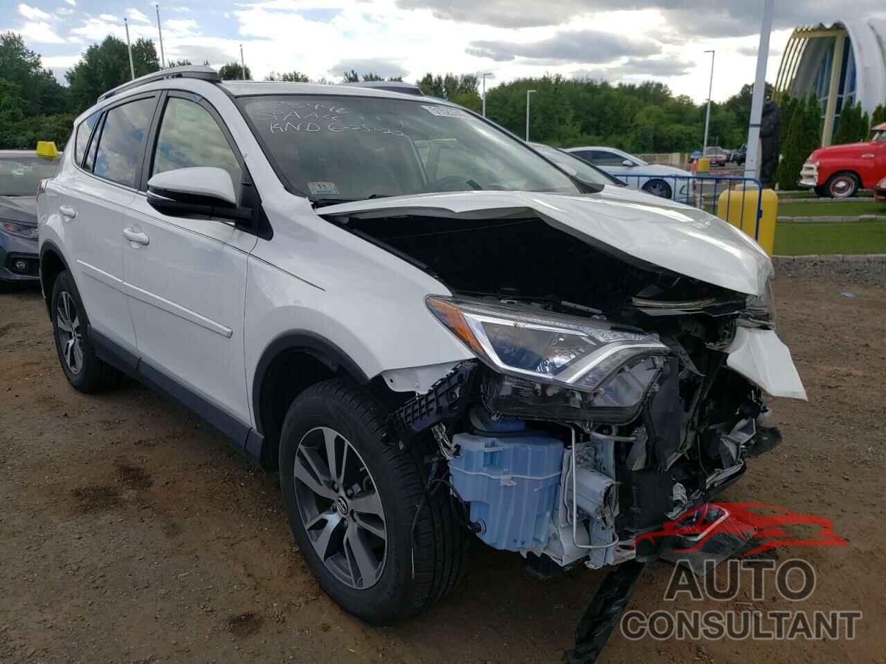TOYOTA RAV4 2016 - JTMWFREV2GJ082190