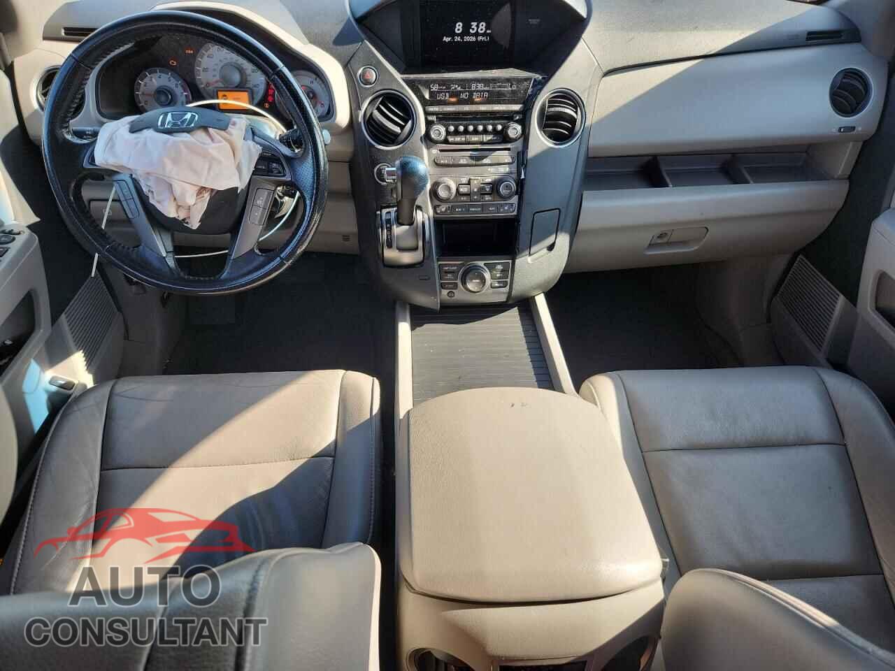 HONDA PILOT 2014 - 5FNYF4H90EB031236