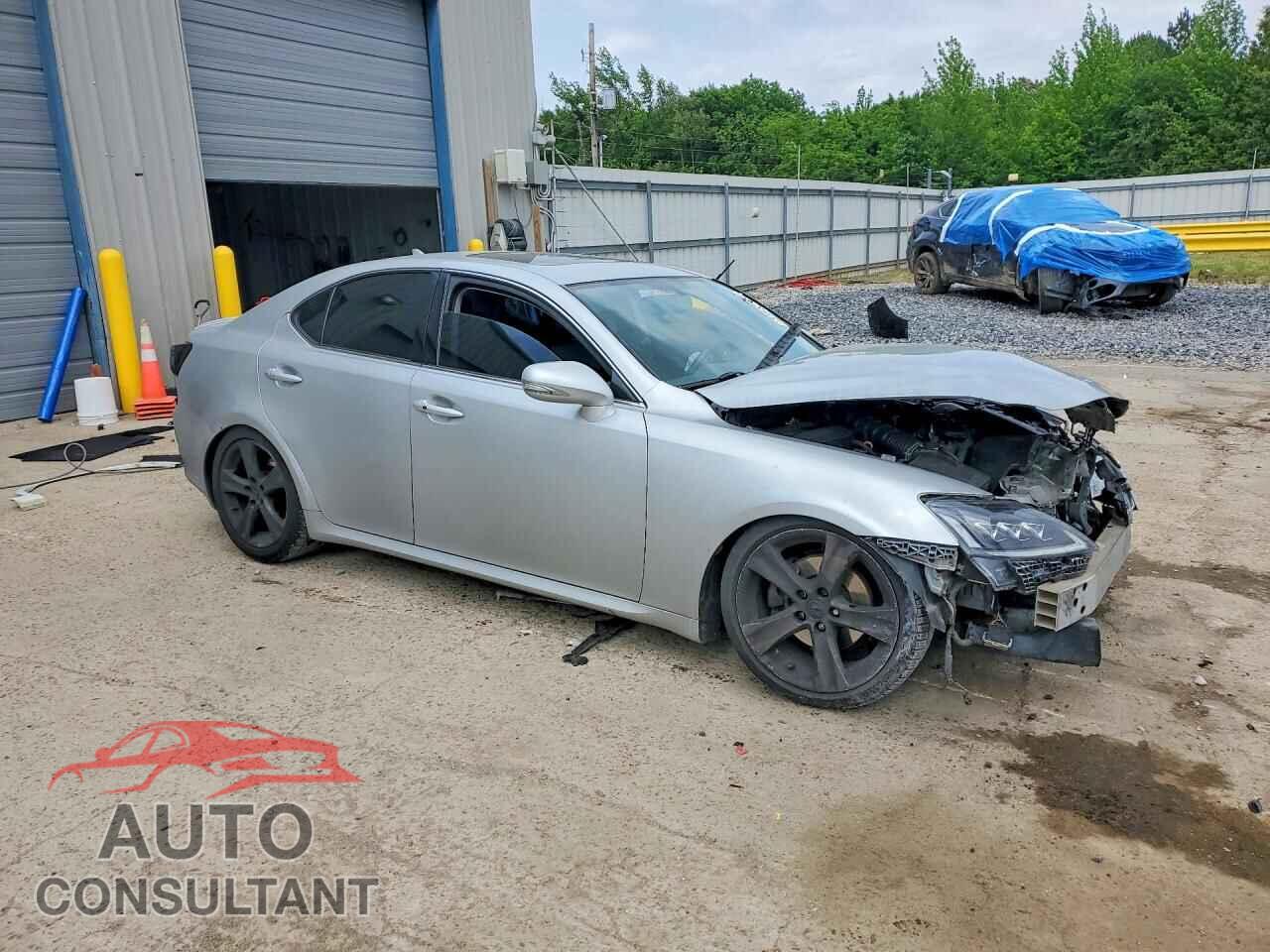 LEXUS IS 2011 - JTHBF5C29B5147553