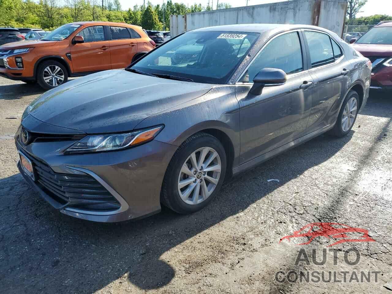 TOYOTA CAMRY 2021 - 4T1R11AK0MU463809