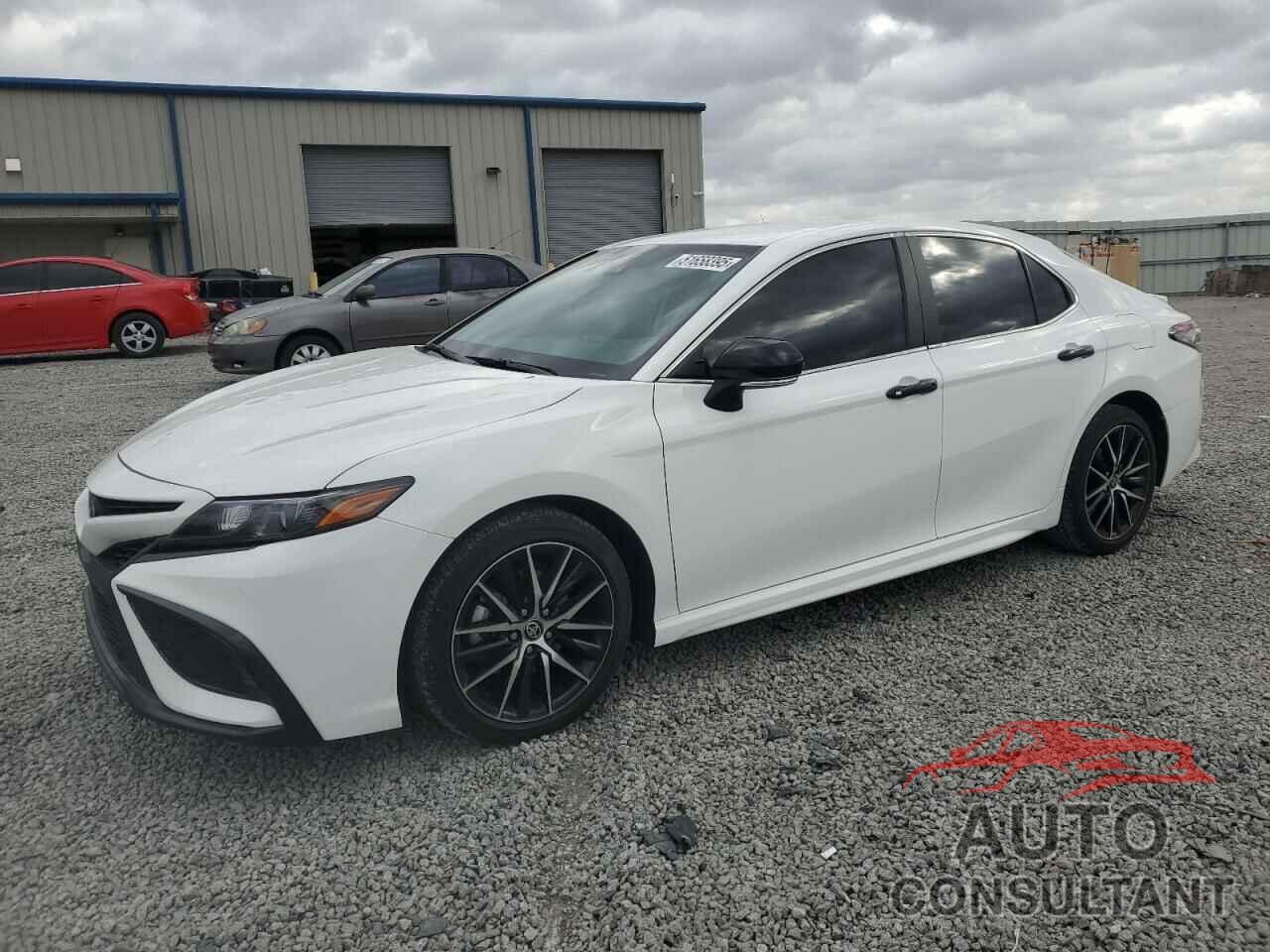 TOYOTA CAMRY 2022 - 4T1G11AK1NU037507