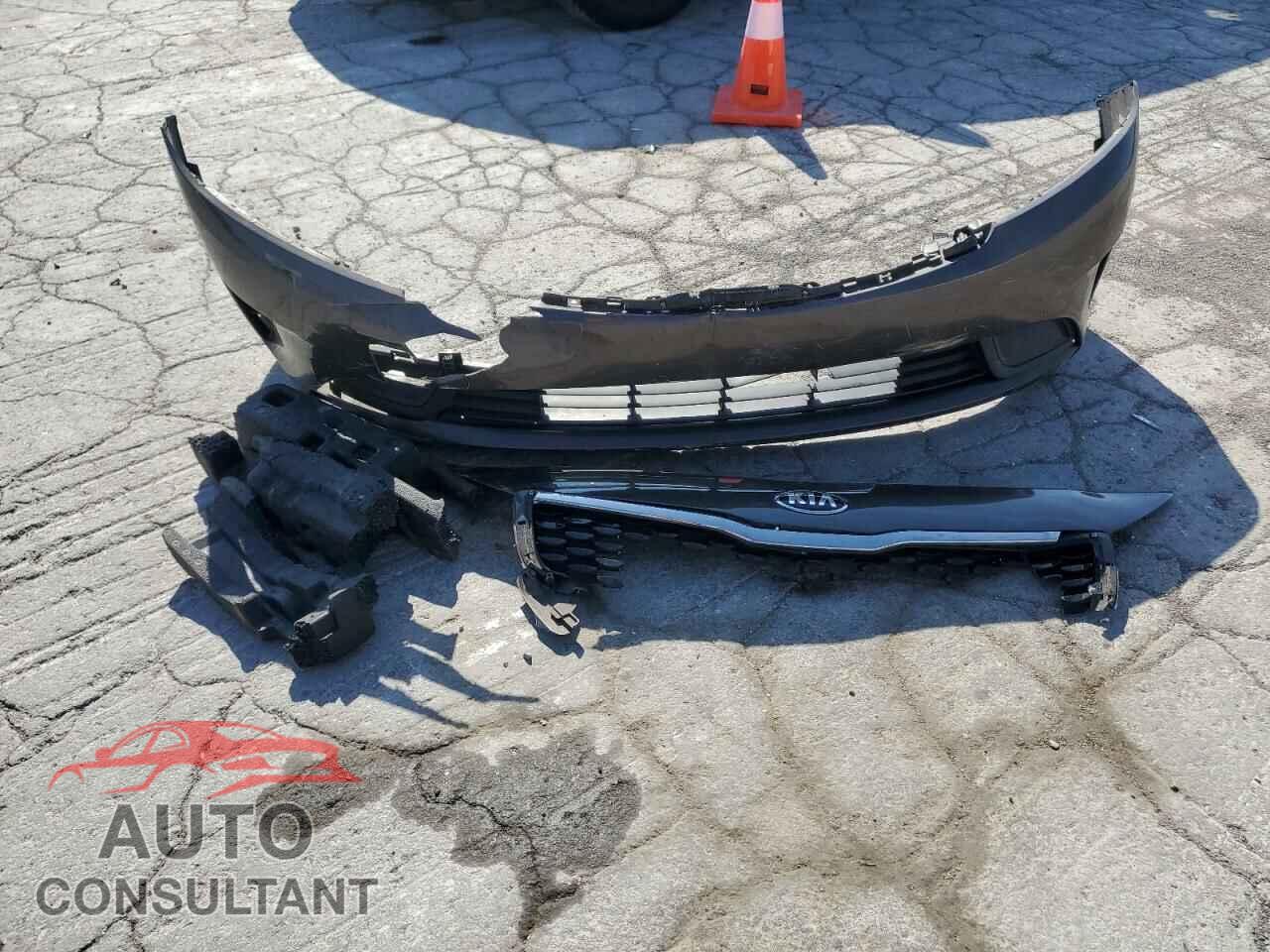 KIA FORTE 2017 - 3KPFK4A74HE149795