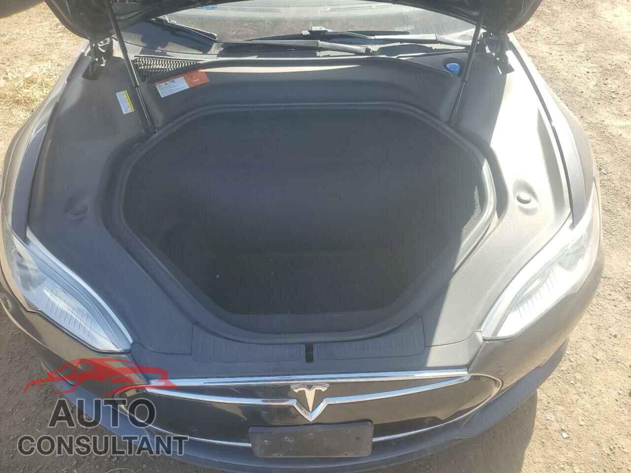 TESLA MODEL S 2015 - 5YJSA1S26FF095359
