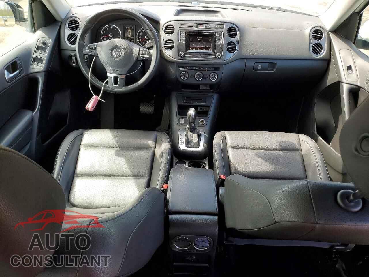 VOLKSWAGEN TIGUAN 2016 - WVGAV7AX3GW607233