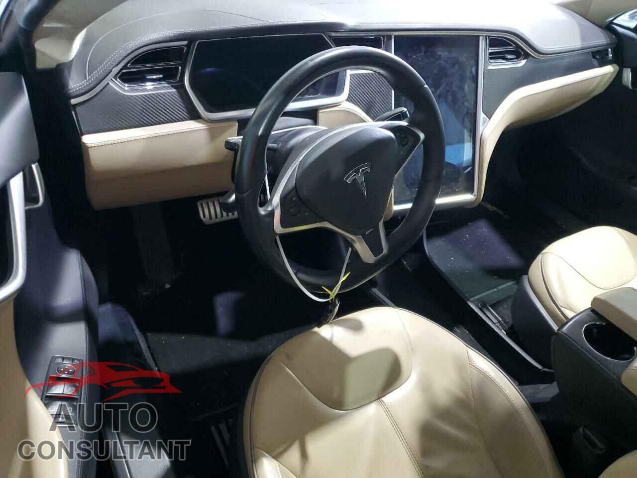 TESLA MODEL S 2013 - 5YJSA1DP3DFP04820