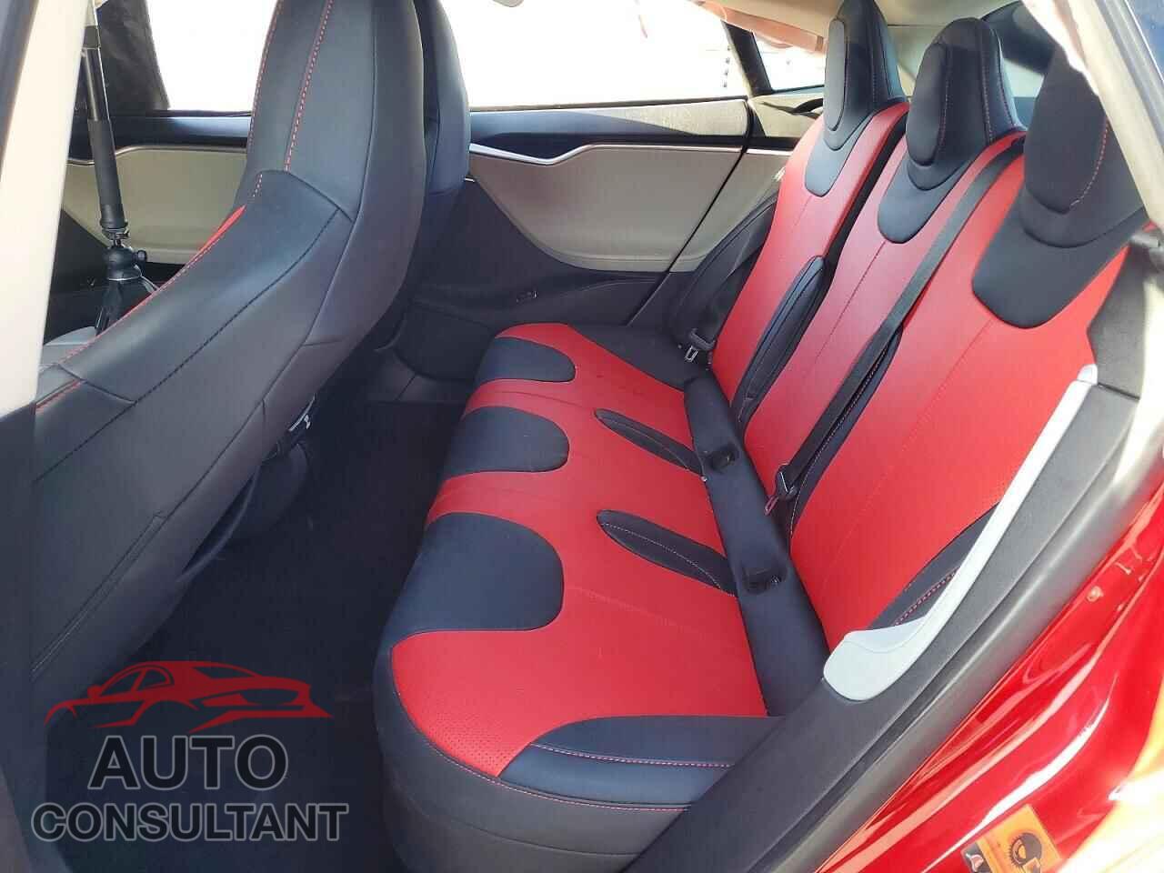 TESLA MODEL S 2014 - 5YJSA1H1XEFP62351