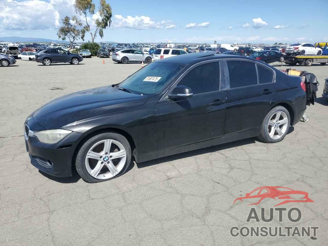 BMW 3 SERIES 2013 - WBA3C1G54DNR44921