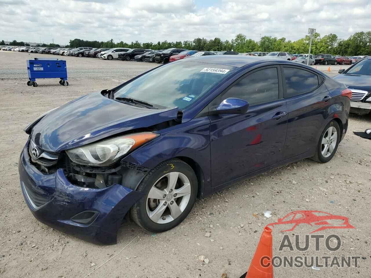 HYUNDAI ELANTRA 2013 - 5NPDH4AE9DH372585
