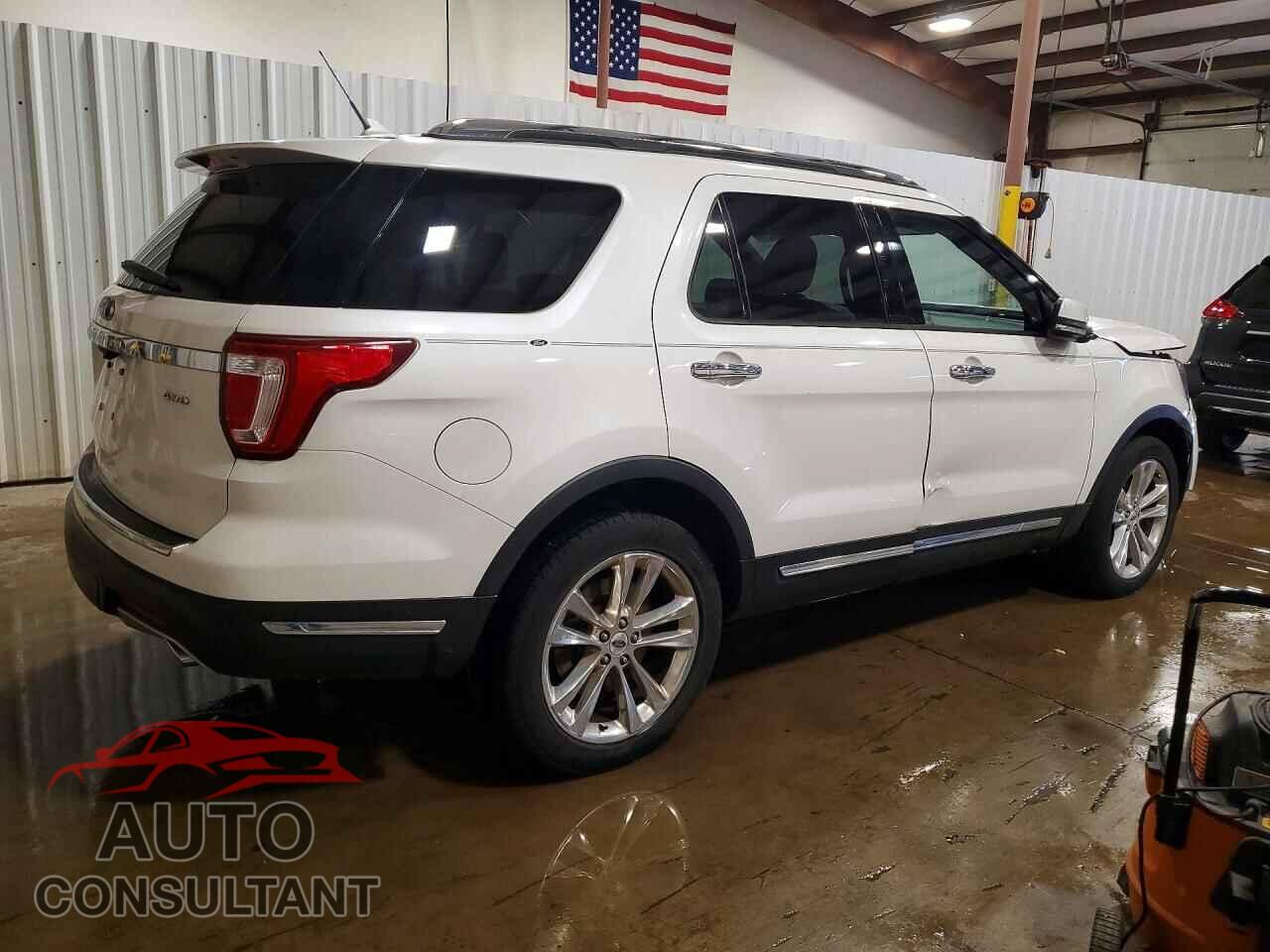 FORD EXPLORER 2018 - 1FM5K8F85JGB27813