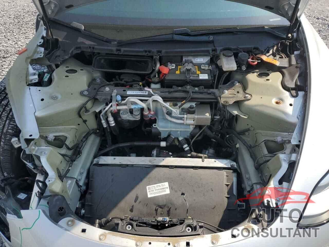 TESLA MODEL 3 2018 - 5YJ3E1EAXJF048582