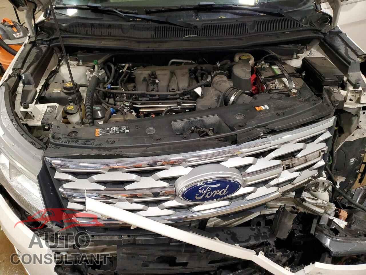 FORD EXPLORER 2018 - 1FM5K8F85JGB27813