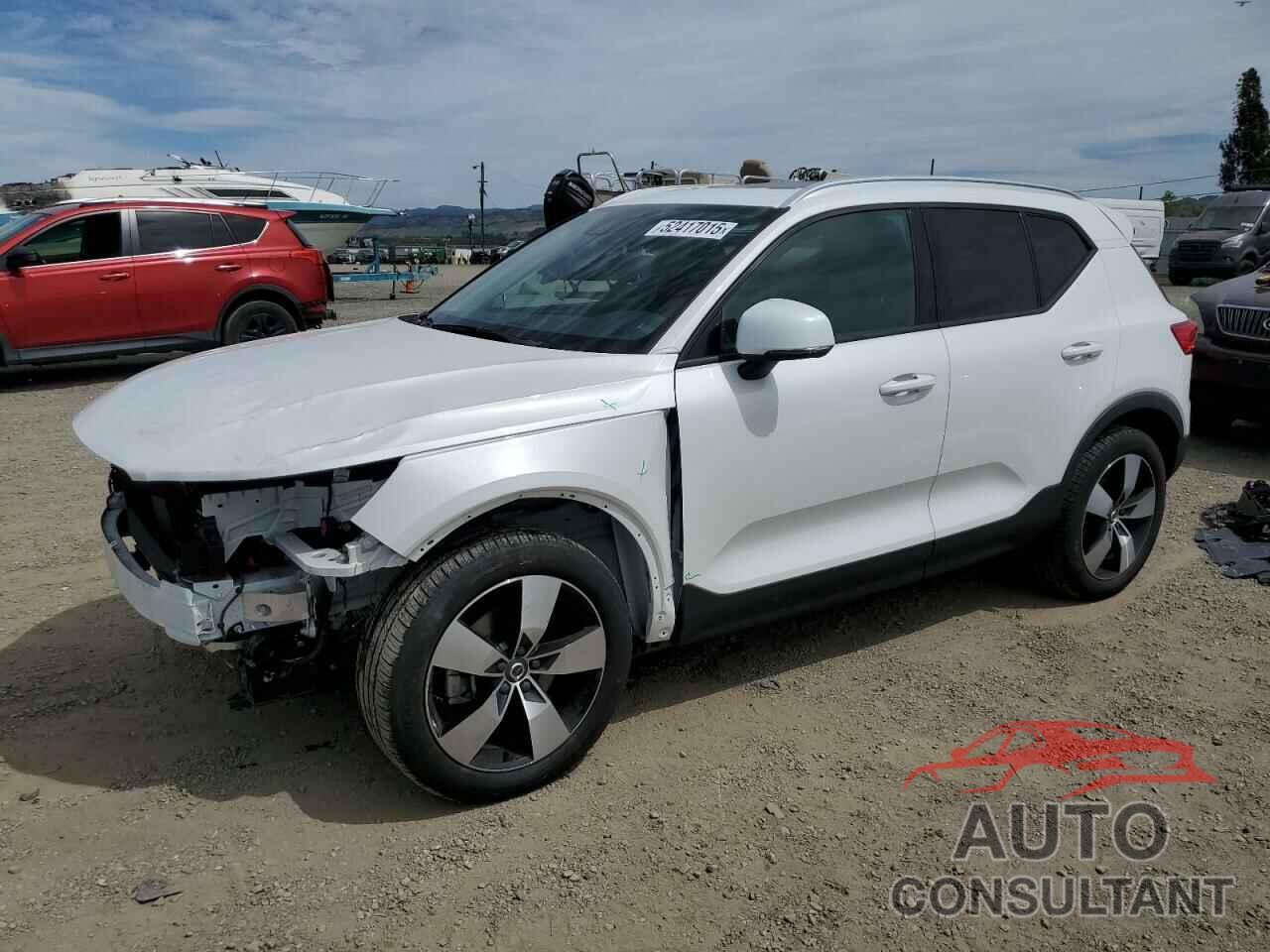 VOLVO XC40 2022 - YV4162UK0N2647095