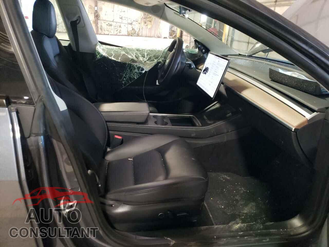 TESLA MODEL 3 2021 - 5YJ3E1EAXMF908145
