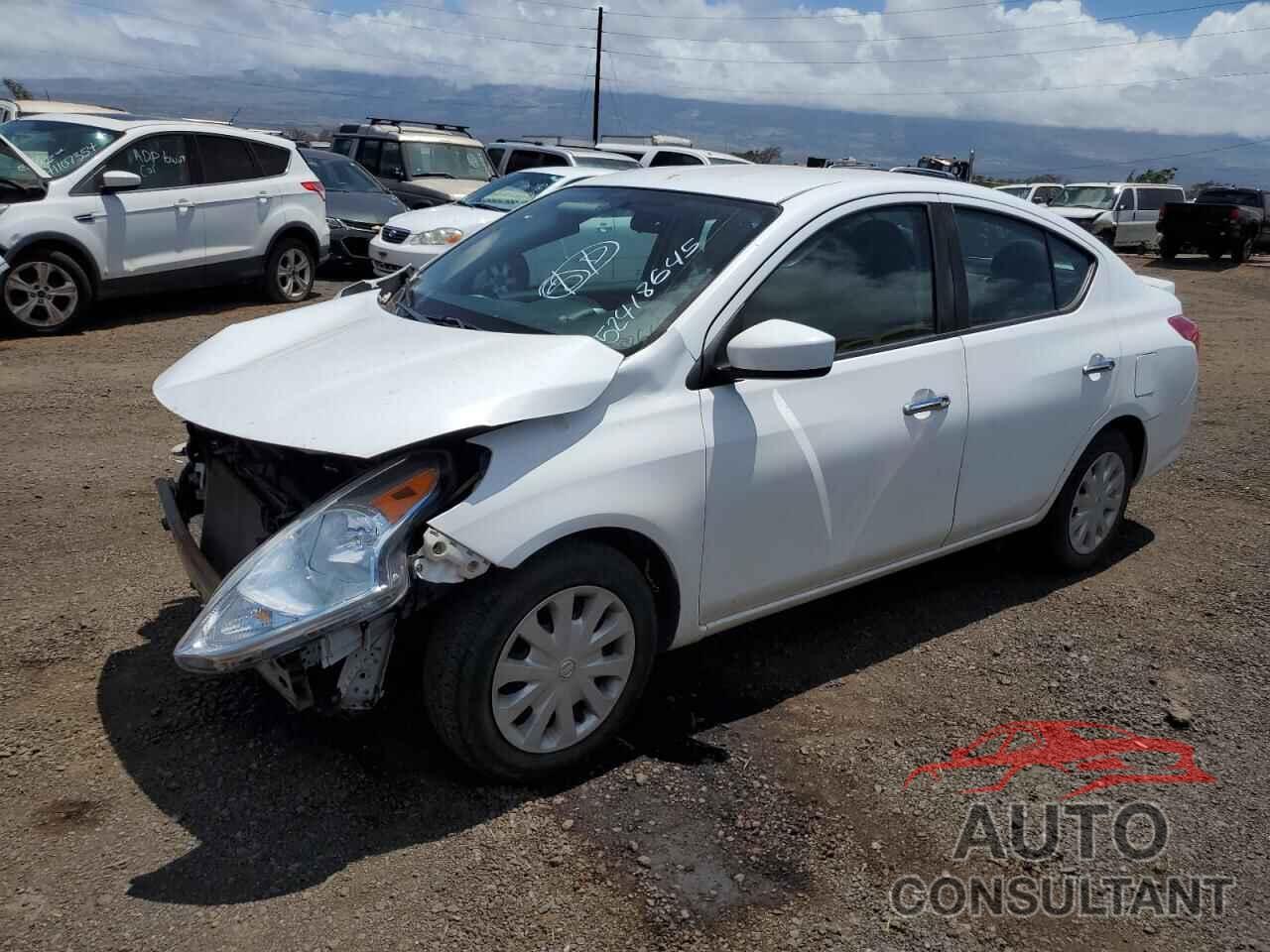 NISSAN VERSA 2018 - 3N1CN7APXJL848509