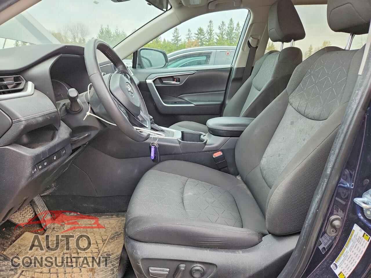 TOYOTA RAV4 2024 - 2T3RWRFV2RW212128