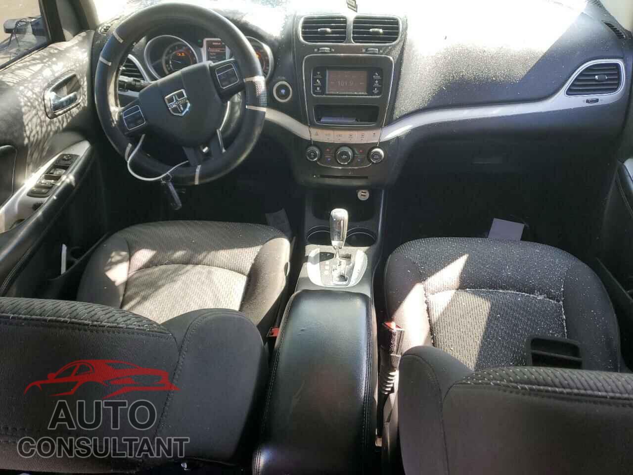 DODGE JOURNEY 2015 - 3C4PDCBG7FT628437