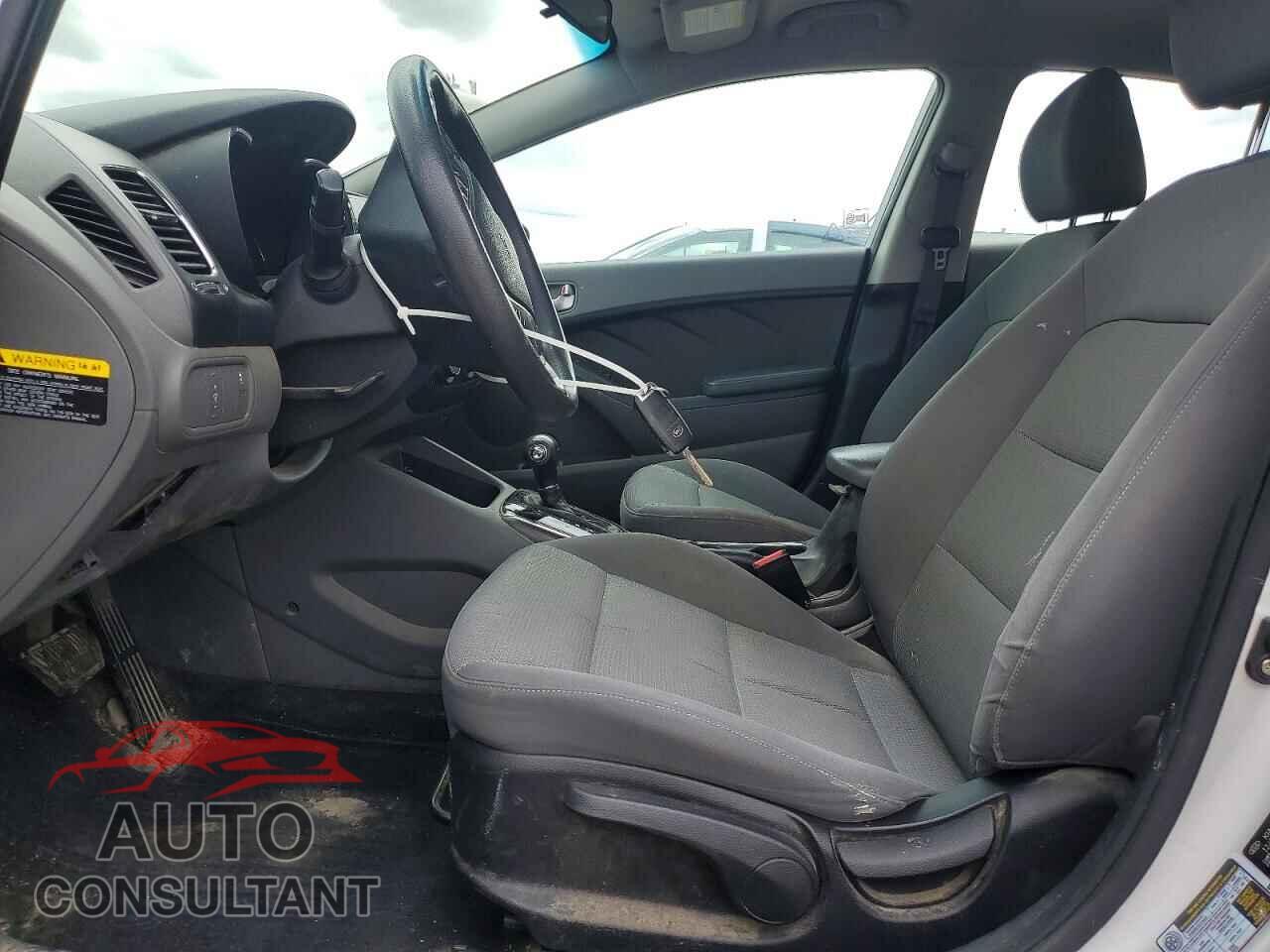 KIA FORTE 2017 - 3KPFK4A74HE097536