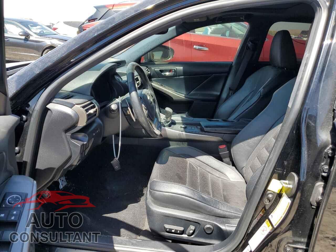 LEXUS IS 2015 - JTHCE1D27F5009739